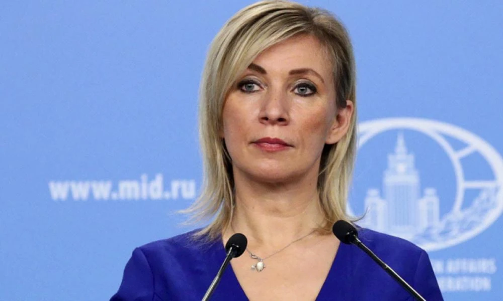 Ζαχάροβα: "Είναι δύσκολο να πιστέψουμε ότι το Ισλαμικό Κράτος μπορεί να έκανε την επίθεση"